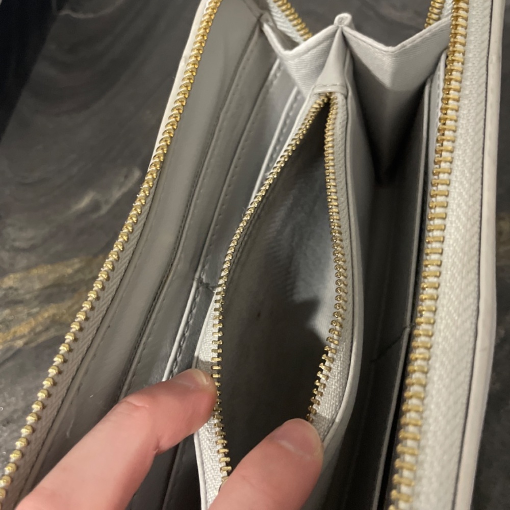 Wallet - Picture 4 of 7